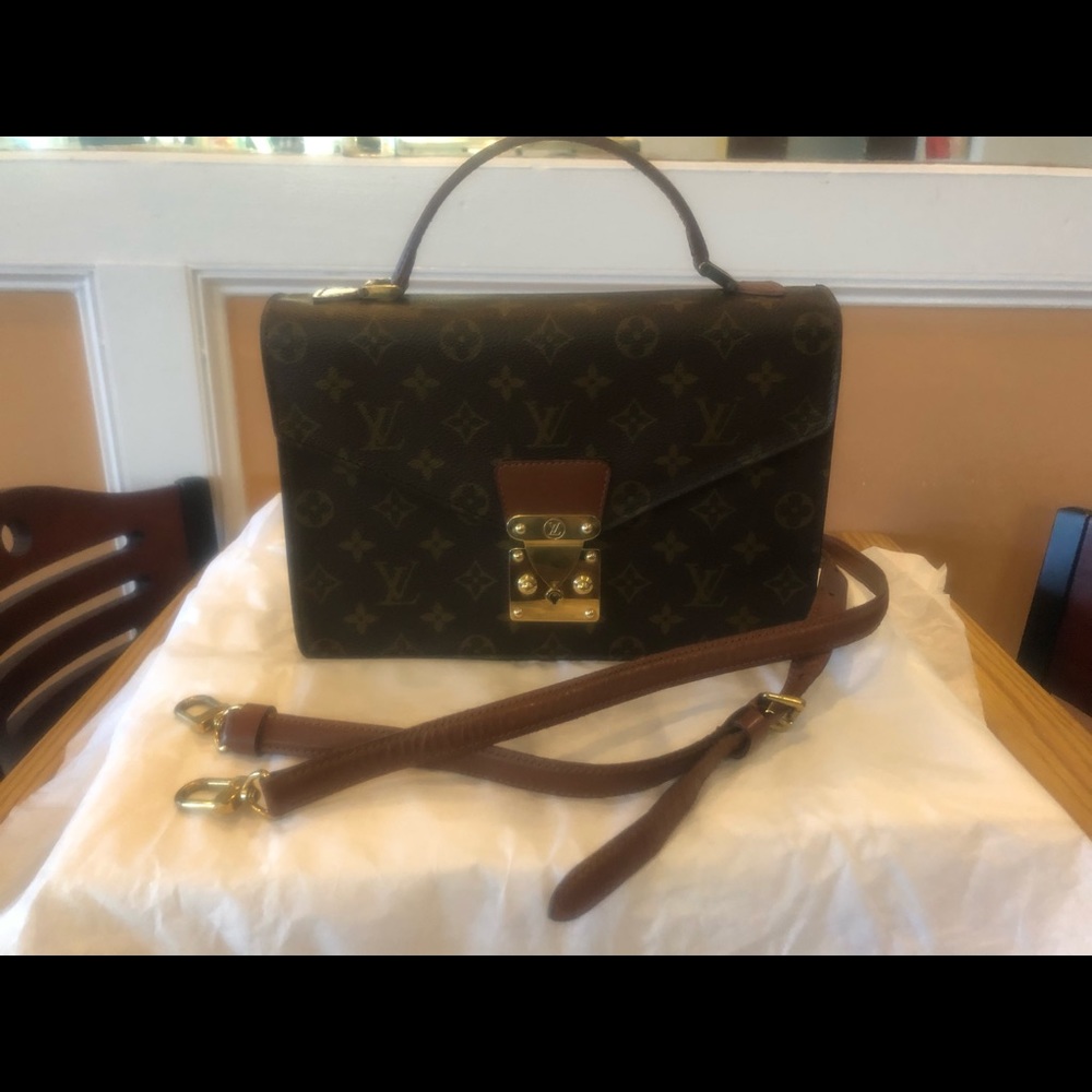 Louis Vuitton Crossbody